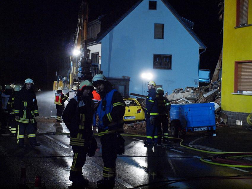 Hausexplosion Bruehl bei Koeln Pingsdorferstr P241.JPG